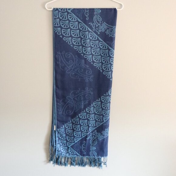 Pashmena Women's Two-Tone Blue Fringe Long Scarf Soft Wrap - Picture 1 of 9